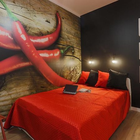 Chilli Pepper Apartment Oldtown กดัญสก์ ภายนอก รูปภาพ